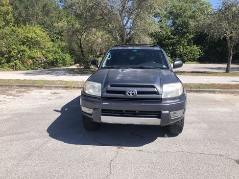 Used 2004 Toyota 4Runner Sport image 2