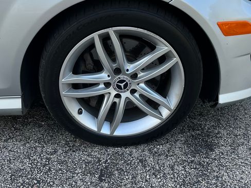 Used 2014 Mercedes-Benz C 300 4MATIC Sedan image 14