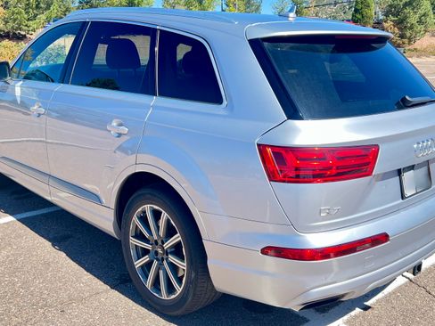 Used 2019 Audi Q7 2.0T Premium Plus w/ Premium Plus Package AWD/4WD image 4