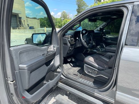 Used 2022 Ford F150 Lariat w/ Equipment Group 502A High AWD/4WD image 30