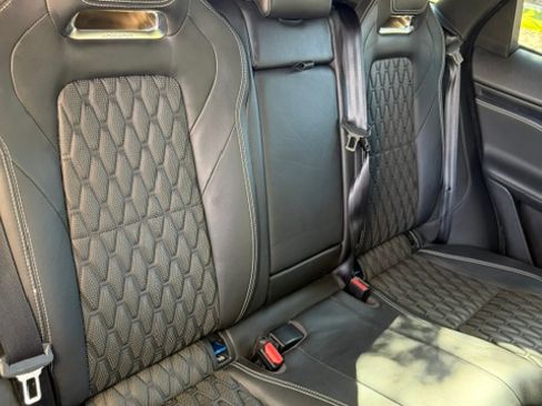 Used 2020 Jaguar F-PACE SVR image 14