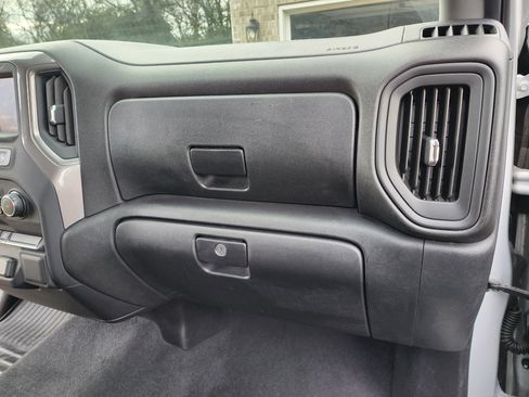 Used 2020 Chevrolet Silverado 1500 Custom image 11