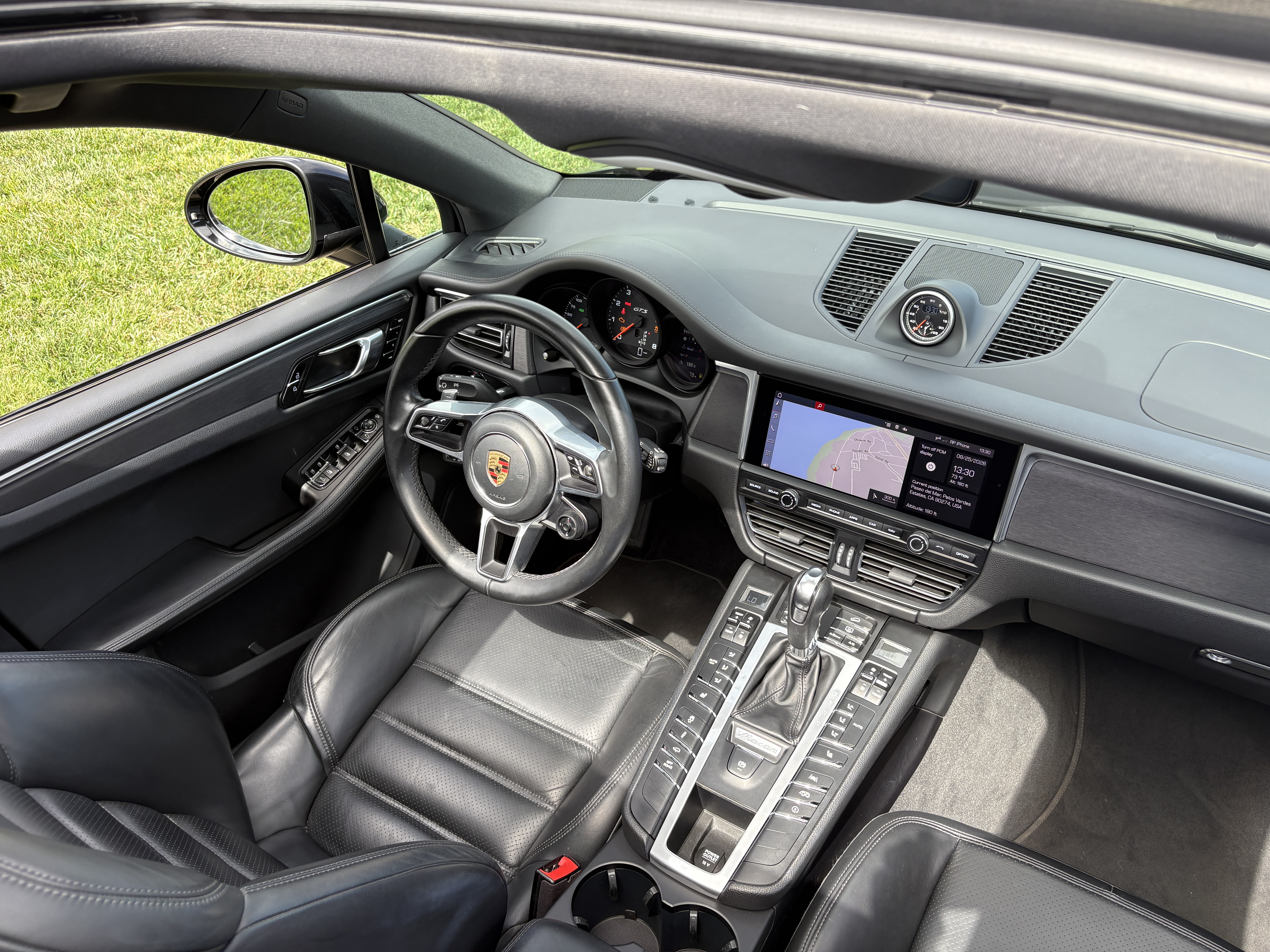 Used 2020 Porsche Macan GTS AWD/4WD image 17
