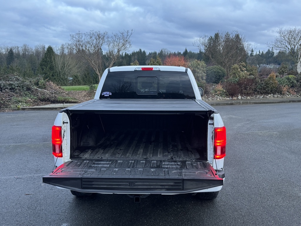 Used 2019 Ford F150 Lariat w/ Equipment Group 502A Luxury AWD/4WD image 6