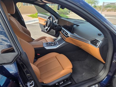 Used 2024 BMW i4 eDrive40 w/ M Sport Package image 9