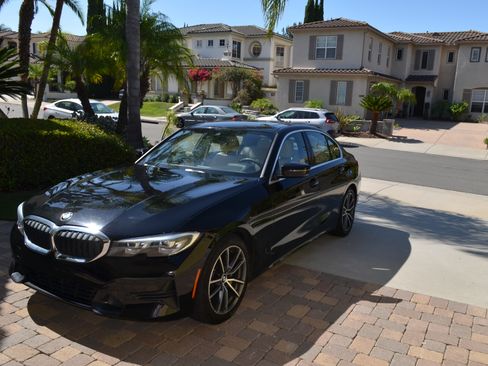 Used 2019 BMW 330i Sedan RWD image 1