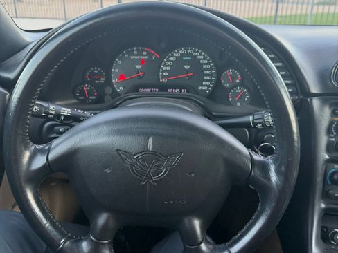 Used 2002 Chevrolet Corvette Convertible w/ Preferred Equipment Group2 image 6