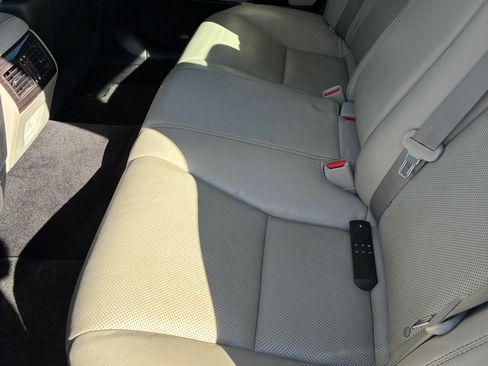 Used 2017 Lexus LS 460 F Sport image 7