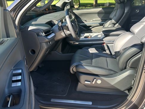 Used 2025 Lincoln Navigator Reserve w/ Jet Appearance Package AWD/4WD image 21