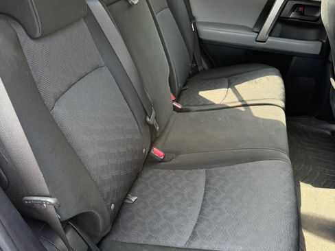 Used 2010 Toyota 4Runner Trail AWD/4WD image 18