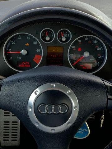 Used 2004 Audi TT 1.8T FWD image 4