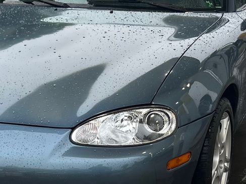 Used 2005 MAZDA MX-5 Miata image 5