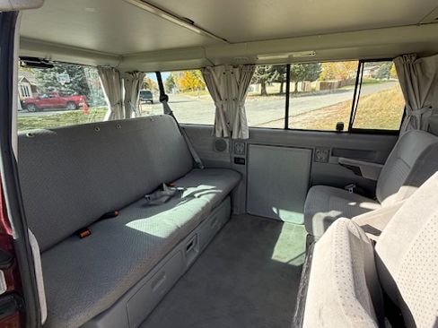 Used 2001 Volkswagen Eurovan image 6