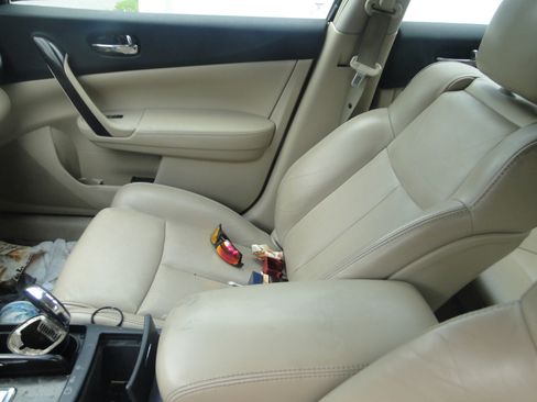 Used 2014 Nissan Maxima 3.5 SV w/ Premium Package FWD image 26