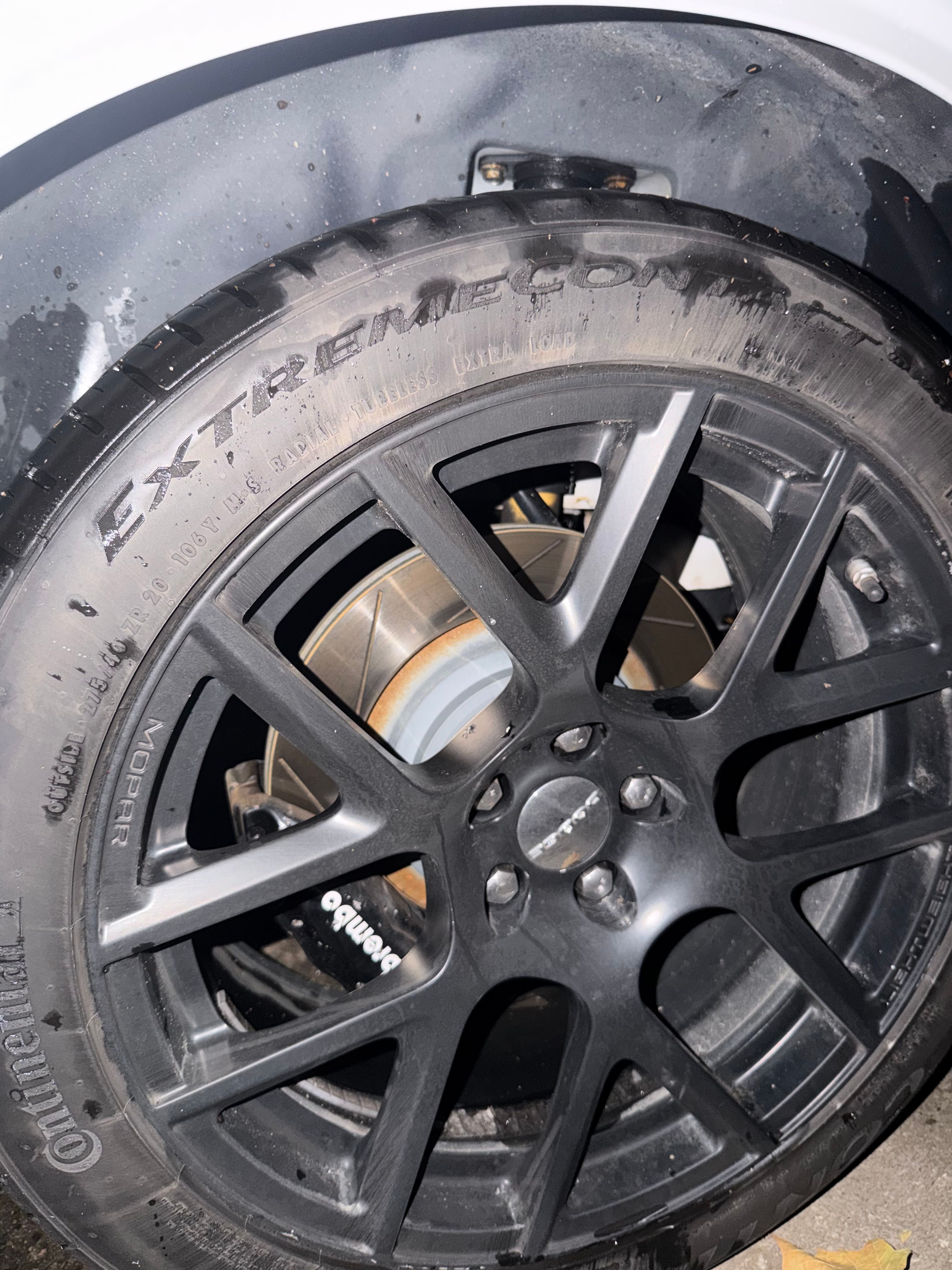 Used 2015 Dodge Challenger R/T Scat Pack w/ Scat Pack Appearance Package RWD image 11