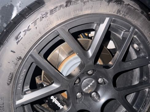 Used 2015 Dodge Challenger R/T Scat Pack w/ Scat Pack Appearance Package image 11