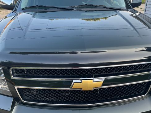 Used 2013 Chevrolet Avalanche LS AWD/4WD image 5