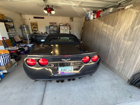 Used 2012 Chevrolet Corvette Grand Sport w/ 4LT Preferred Equipment Group image 2