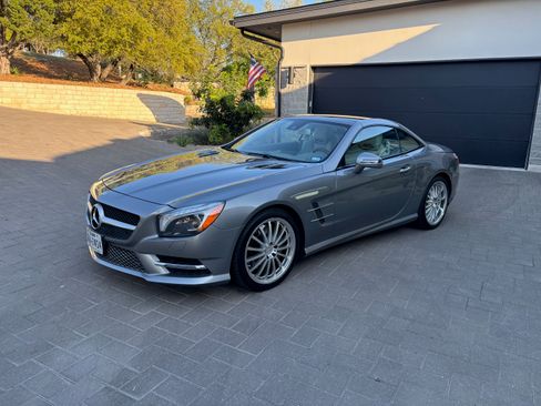 Used 2013 Mercedes-Benz SL 550 image 8