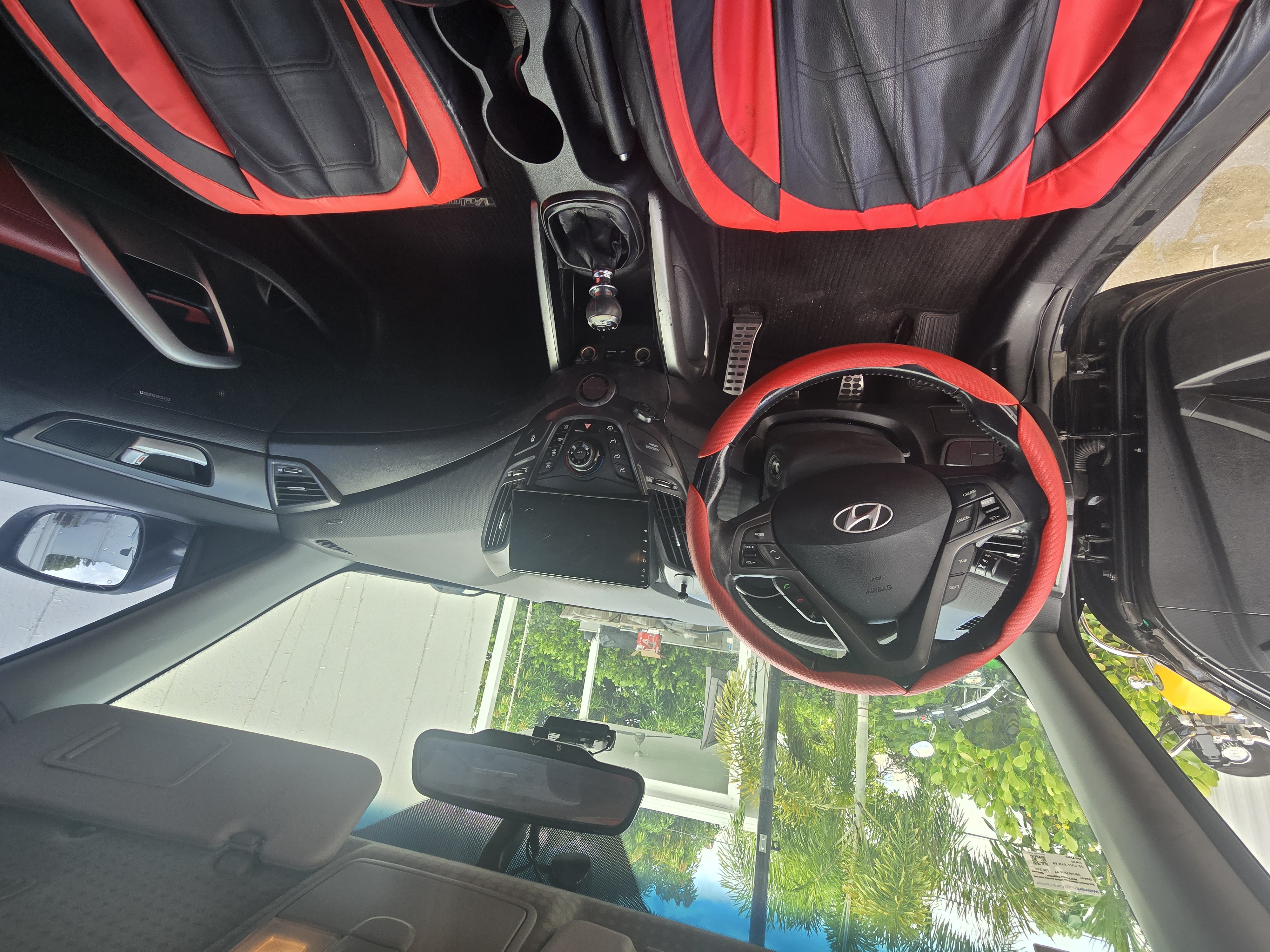 Used 2015 Hyundai Veloster Turbo R-Spec FWD image 10