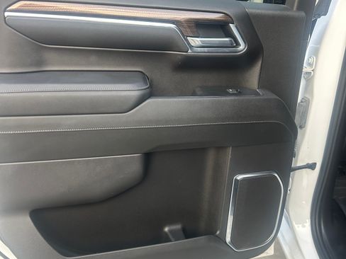 Used 2023 Chevrolet Silverado 1500 RST image 17