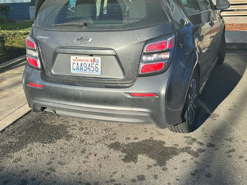 Used 2018 Chevrolet Sonic LT w/ Convenience Package image 4