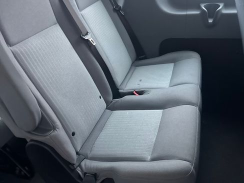 Used 2019 Ford Transit 350 XLT image 9