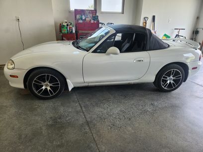 Used 2002 MAZDA MX-5 Miata