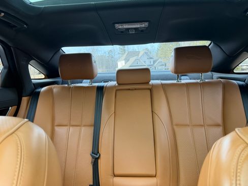 Used 2014 Jaguar XJ R image 25