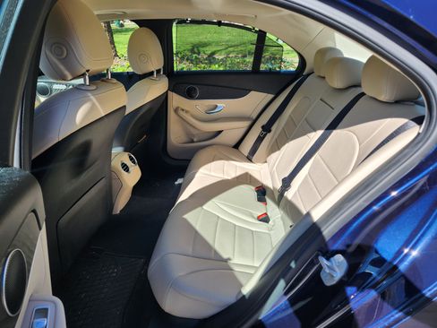 Used 2016 Mercedes-Benz C 300 4MATIC Sedan image 5