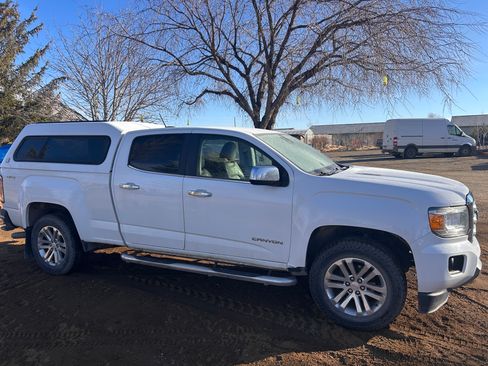 Used 2016 GMC Canyon SLT w/ Driver Alert Package image 2