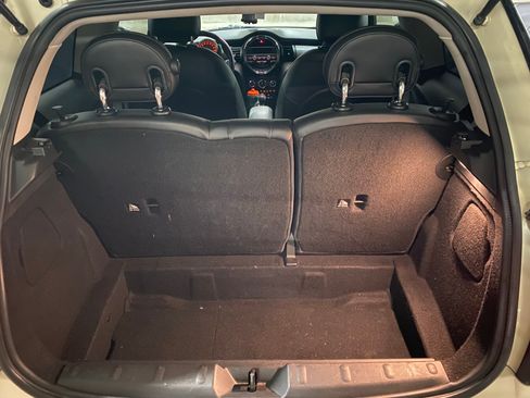 Used 2016 MINI Cooper 2-Door Hardtop image 14