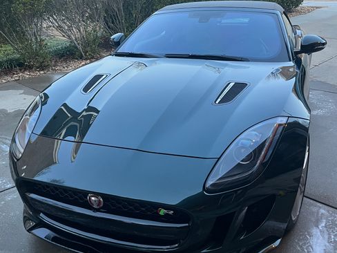 Used 2017 Jaguar F-TYPE R AWD/4WD image 6
