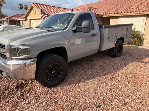 Used 2008 Chevrolet Silverado 2500 W/T RWD image 4
