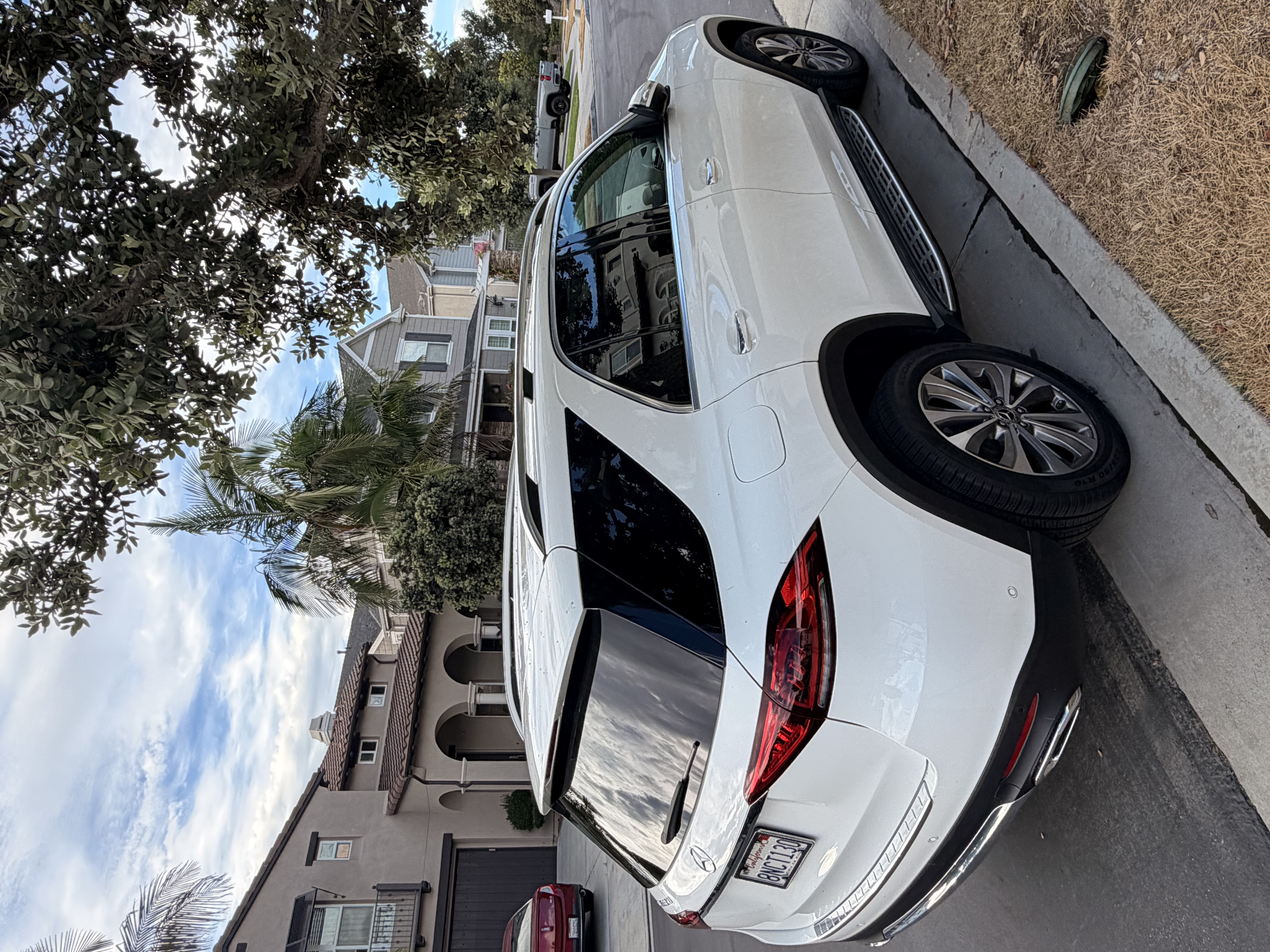 Used 2020 Mercedes-Benz GLE 350 image 4