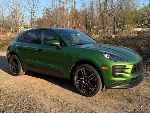 Used 2020 Porsche Macan image 6