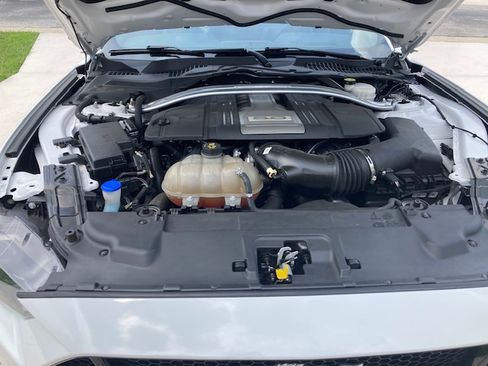 Used 2020 Ford Mustang GT Premium w/ Equipment Group 401A RWD image 11