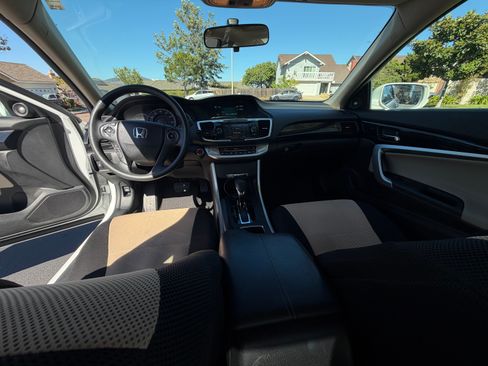 Used 2015 Honda Accord EX image 9