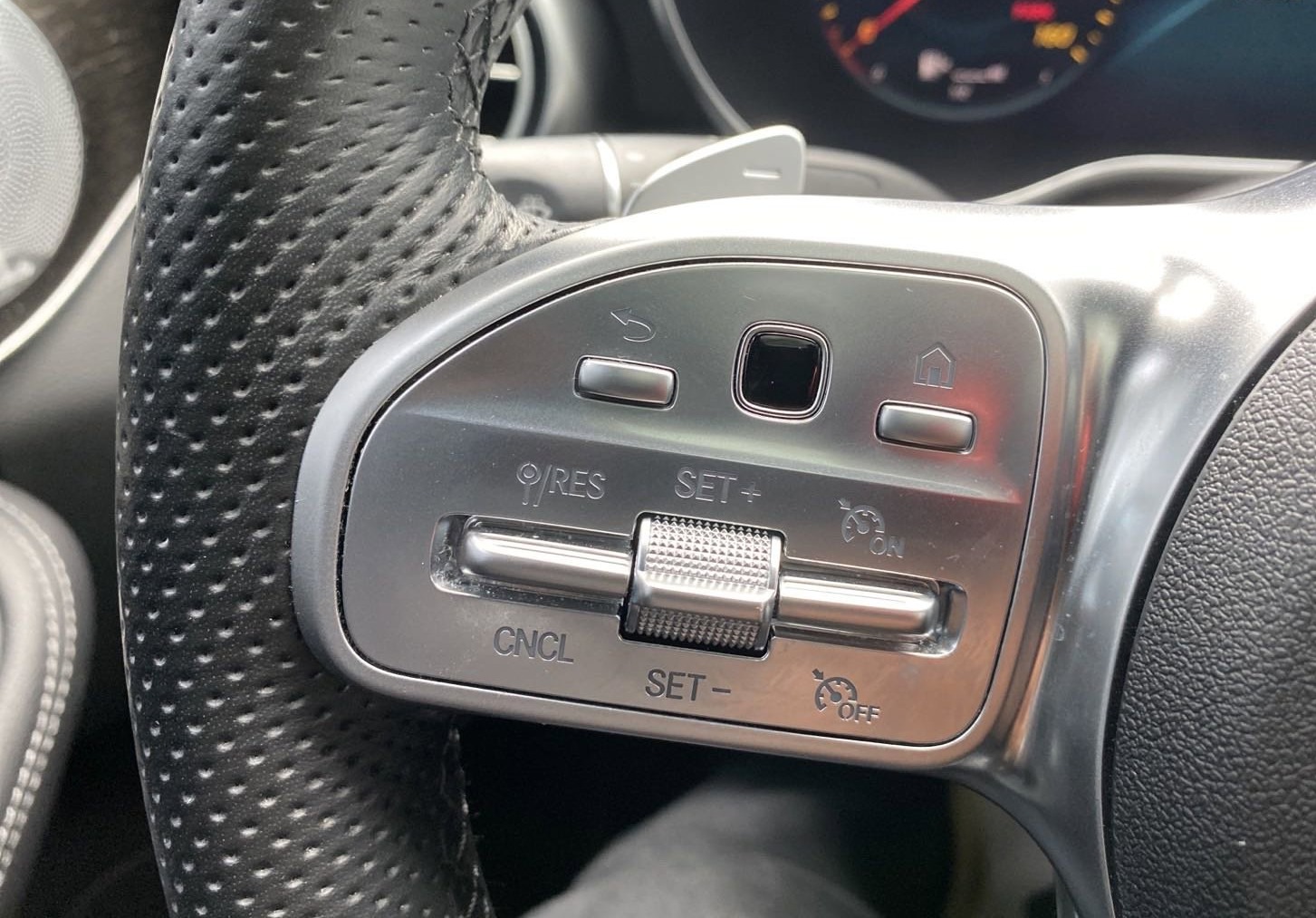 Used 2020 Mercedes-Benz C 300 Sedan image 22