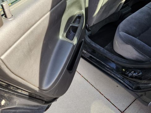 Used 2008 Chevrolet Impala LT image 11