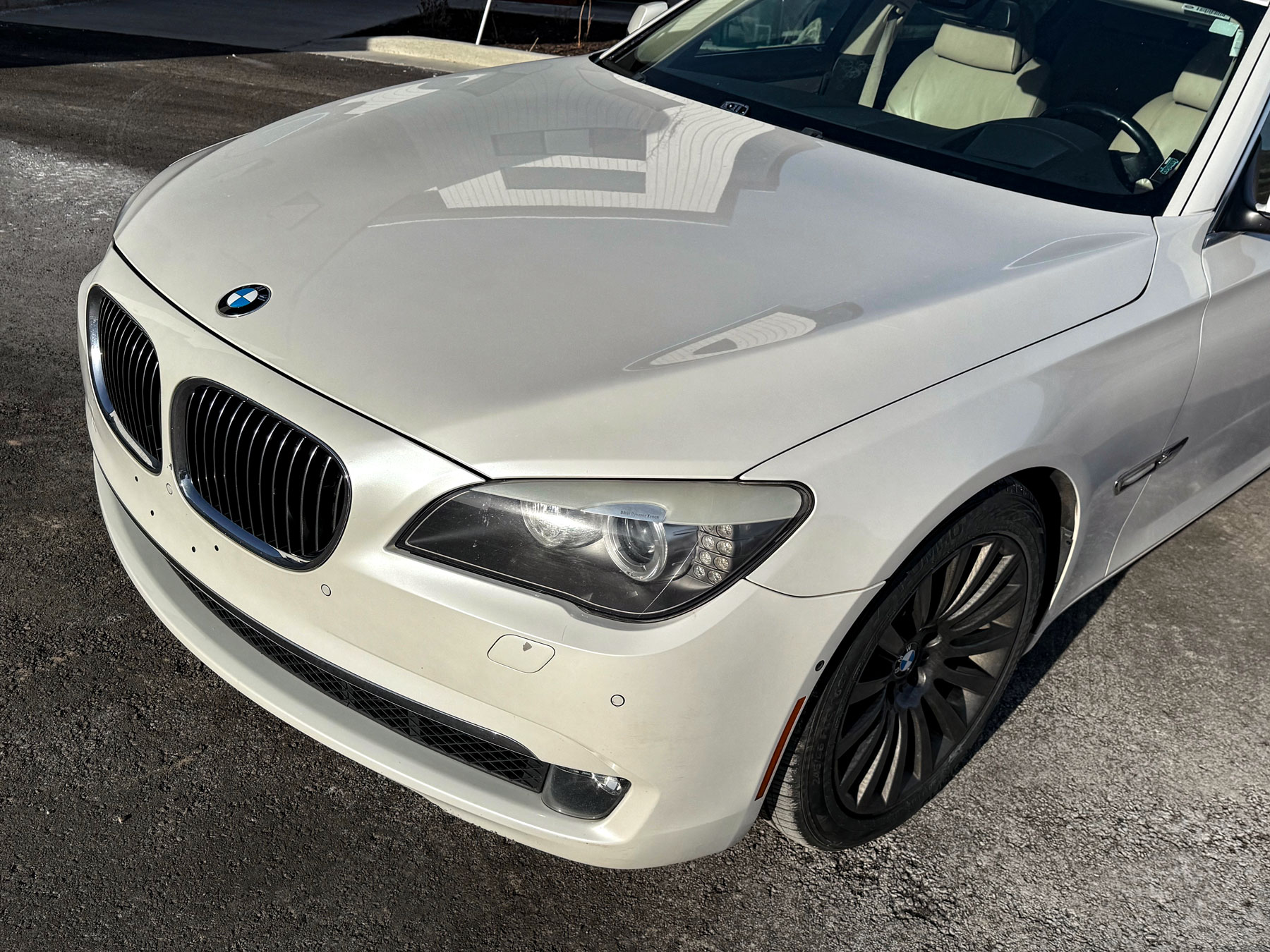 Used 2010 BMW 750Li xDrive AWD/4WD image 2