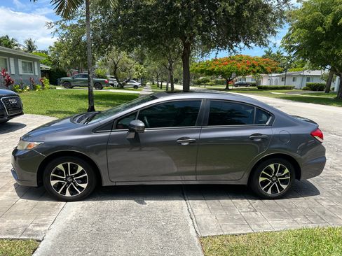 Used 2015 Honda Civic EX image 6