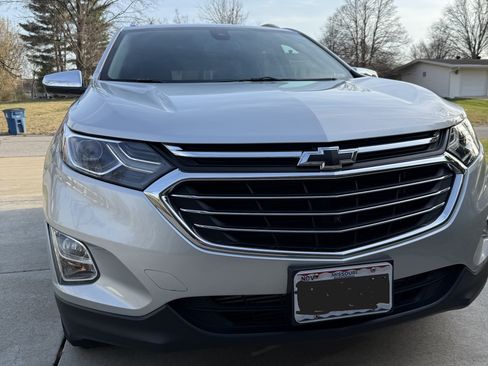 Used 2018 Chevrolet Equinox Premier image 1