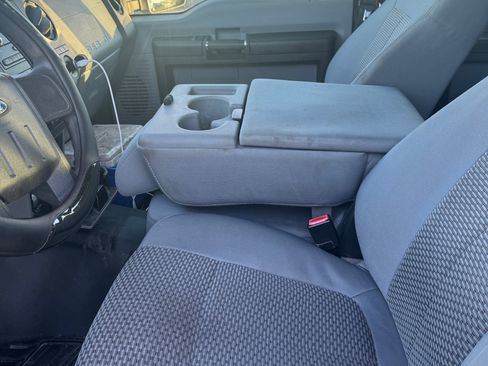 Used 2016 Ford F250 XL w/ Power Equipment Group image 5