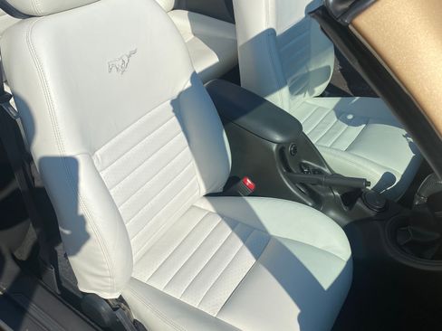 Used 2000 Ford Mustang GT RWD image 15