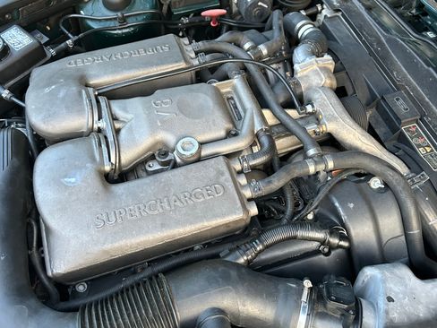 Used 2000 Jaguar XK8 Convertible RWD image 2