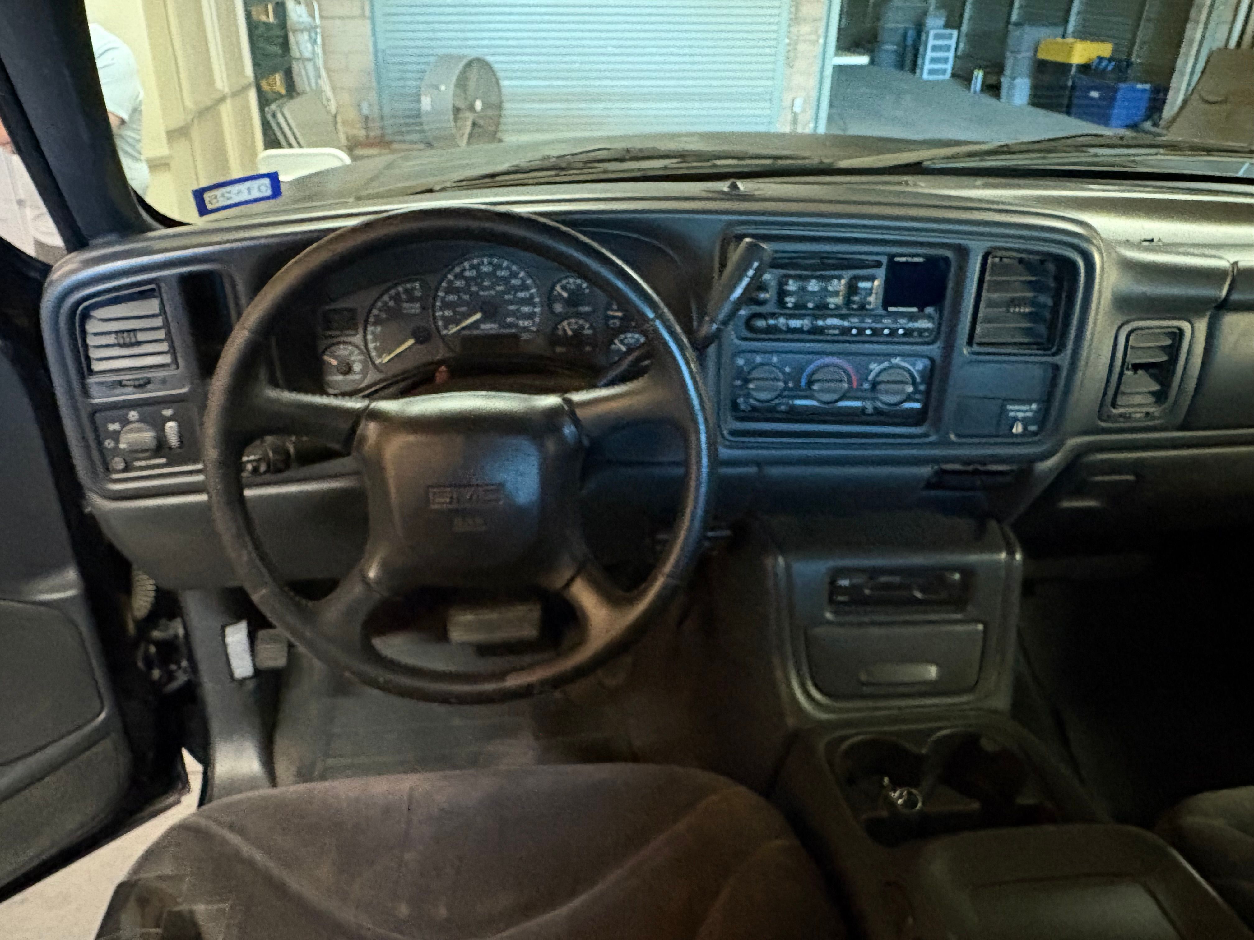 Used 2001 GMC Sierra 2500 2WD Extended Cab HD w/ Convenience Plus Group image 5