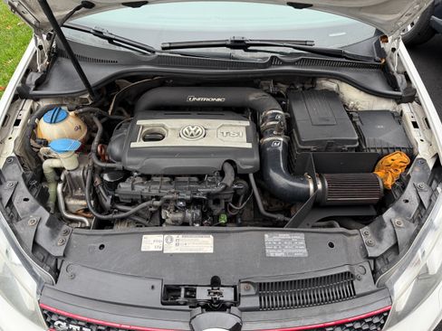 Used 2011 Volkswagen GTI Autobahn image 12