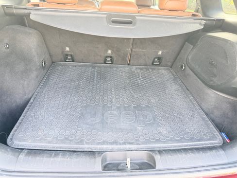 Used 2019 Jeep Cherokee Overland w/ Technology Group image 14