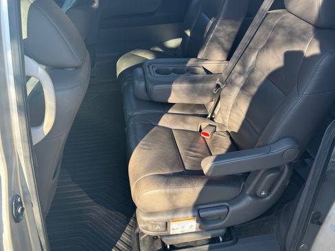 Used 2012 Honda Odyssey EX-L image 11